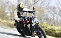 【ホンダ CB1000R 試乗】ネオレトロの枠にとらわれない「新世代CB」のイメージリーダー…青木タカオ 画像