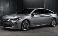 トヨタ アバロン 新型、最新セーフティセンス標準で5月発売へ…3万5500ドルから 画像