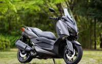 【ヤマハ XMAX 試乗】スクーターを超えた。これはスポーツモデルだ…佐川健太郎 画像