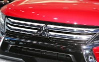 デリカD:5 と新型軽か…三菱、新型車を2車種投入へ、登録開始は2019年4月 画像