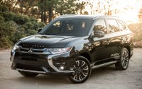 三菱 アウトランダーphev 新型試乗 思いのほかスポーティで自在度の高いハンドリング感覚が好印象 河村康彦 レスポンス Response Jp 三菱 アウトランダーphev 新型試乗 思いのほかスポーティで自在度の高いハンドリング感覚が好印象 河村康彦 レスポンス Response Jp