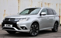 三菱 アウトランダー PHEV、英国の最量販電動車に 画像