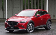 マツダ CX-3 改良新型、4度目で初のデザイン変更「気品ある美しさと、先鋭を極める」 画像