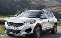 人気コンパクトSUV「プジョー 2008」次期型デザイン予想…3008を継承 画像