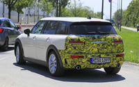 MINIクラブマン、改良型でデザイン刷新へ…最新のBMWインフォテイメント装備 画像