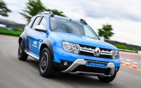 ZF、新型パワートレイン開発…低価格FF車の電動化を可能に 画像