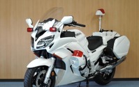 「白バイ」は市販車と何が違うのか? 開発者に聞いてわかった意外な事実 画像