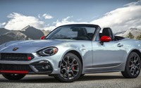 アバルト 124スパイダー 2019年型を発表…フィアットコネクト7.0採用 画像