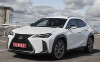 レクサス最小SUV『UX』、欧州仕様車を発表へ…パリモーターショー2018 画像