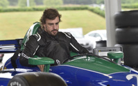 【INDYCAR】フェルナンド・アロンソがロードコースでインディカーをテスト…来季本格参戦への布石か 画像