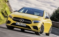 メルセデスベンツ Aクラス 新型に初のAMG、「A35」発表…2.0ターボは306hp 画像