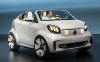スマートがEVオープン提案、ブランド20周年で立ち位置を明確化…パリモーターショー2018 画像
