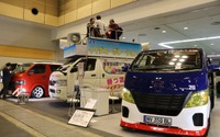 「これもハイエースだ」イイダコーポレーションの選挙カー…大阪オートメッセ2019 画像