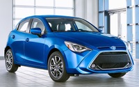 トヨタ ヤリス ハッチバック新型は デミオ ベースのOEM…ニューヨークモーターショー2019で発表へ 画像