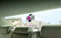 使わなくなったスマホを あおり運転録画に活用、リア専用アプリとスマホホルダー登場 画像