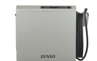 EV・PHVと住宅の双方向で給電 デンソーが装置を発売 画像
