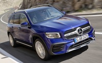 メルセデスベンツ GLB 発表、オフロード性能重視の小型SUV 画像