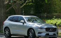 【ボルボ XC60 T8 新型試乗】最上級グレードにふさわしい走りのPHEV…島崎七生人 画像