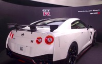 ニュルブルクリンクの次期トヨタ ヤリス か、アウトバーンの日産 GT-R NISMO 2020年型か 画像