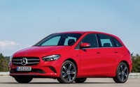 メルセデスベンツ Bクラス 新型に初のPHV、EVモードは最大77km 画像