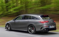 メルセデスベンツ CLAシューティングブレーク 新型に421馬力の「AMG45」、欧州受注開始…価格6万0690ユーロから 画像
