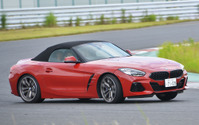 【BMW Z4 新型試乗】クローズド状態で光る自由度は「スープラRZ」よりも上…桂伸一 画像