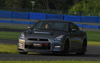 【日産 GT-R NISMO 2013 クラブマンレーススペック 試乗】ロードモデルとして乗れる本気のサーキットマシン 画像