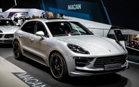 ポルシェ マカン 改良新型、最強の「ターボ」は440馬力…フランクフルトモーターショー2019 画像