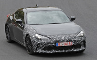 スバル BRZ、現行最後の改良は2020年秋か…プロトタイプが再びニュル出現 画像