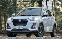 【ダイハツ ロッキー 新型試乗】4WDがFF以上に快適な理由は「リアサス」…島崎七生人 画像