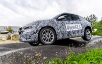 メルセデスベンツ GLA 新型、プロトタイプの画像…オフロードテイスト強化 画像