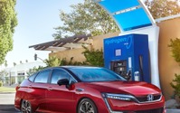 ホンダ クラリティ の燃料電池車、寒冷時の起動性能を向上…2020年型を米国発表 画像
