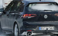 VW ゴルフGTI 新型、2020年3月デビューが濃厚…高性能バージョンは290馬力 画像