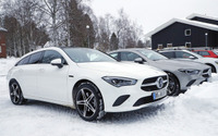メルセデスベンツ CLA 新型、初のPHEV設定へ!EV走行は最大70kmか 画像