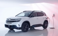 シトロエン初のPHV『C5エアクロスSUV』、燃費は71.4km/リットル…6月欧州納車開始予定 画像