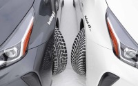 スタッドレス vs オールシーズン、冬タイヤの性能はどれだけ違う? 画像