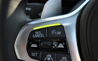 【BMW 3シリーズ 新型試乗】BMWの「ハンズオフ」が日産プロパイロット2.0と大きく違うのは…岩貞るみこ 画像