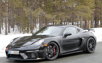 センターロックホイール装備…ポルシェ ケイマンGT4「RS」は450馬力へ 画像