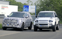 超高級SUV『レンジローバー』次期型、ディフェンダーとのツーショットを激写 画像