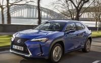 レクサス初のEV『UX300e』、「匠」ドライバーが足回りを開発…2020年内に欧州発売 画像