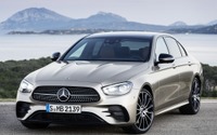 メルセデスベンツ Eクラスセダン 改良新型、受注を欧州で開始…4万8474ユーロから 画像