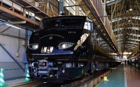 JR九州の新観光列車『36ぷらす3』が完成…黒メタリックに和テイストの“オンリーワン” 画像