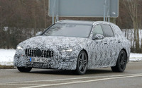 世界最強の直4を電動化し搭載!メルセデスAMG Cクラスワゴン、2022年デビューへ 画像