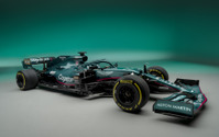 【F1】新生アストンマーティンが今季型マシン「AMR21」を公開…新車ラッシュ、王者メルセデスなど続々発表中 画像