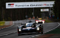 トヨタ『GR010ハイブリッド』、ルマン参戦40周年の特別カラーで総合優勝狙う 画像