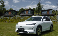 中国吉利、電動SUV『EX5』をアドリア海地域6か国で発売 画像