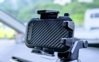 今年の暑さはヤバイ! 車内で“スマホ熱暴走”、実践的対策教えます 画像