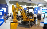 江戸の作業船から無人ダンプまで、国産建機の技術史を解き明かす 画像