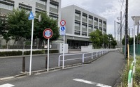 狭い道! 制限1.3m、通れる車がなくなった都市計画?...東京都世田谷区 画像