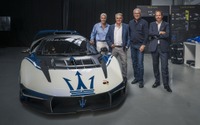 マセラティの新型スーパーカー『MCXtrema』はサーキット専用、740馬力ツインターボ搭載...限定62台の1台を納車 画像